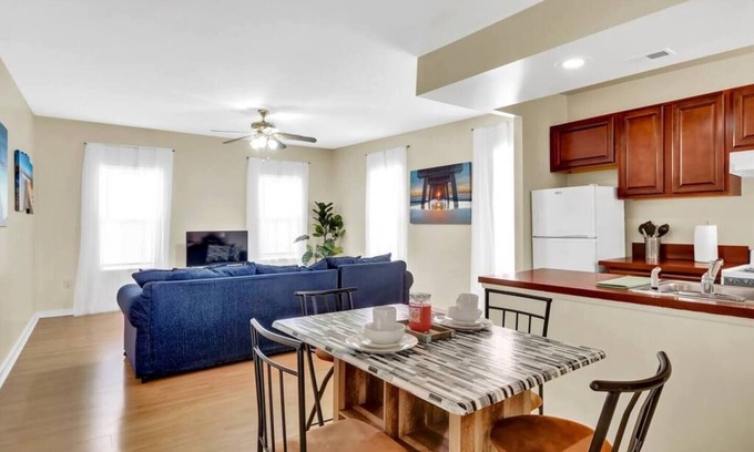 Graduate Hospital Appartement | Stylish 1BR: Prime Location