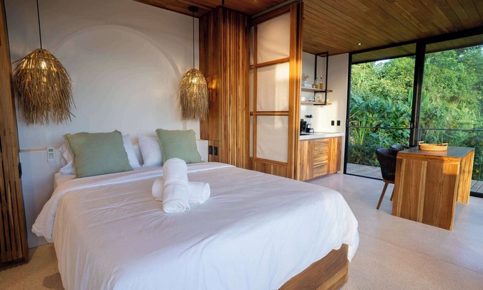 Santiago Maison | Stylish 1BR Stunning Balcony Views