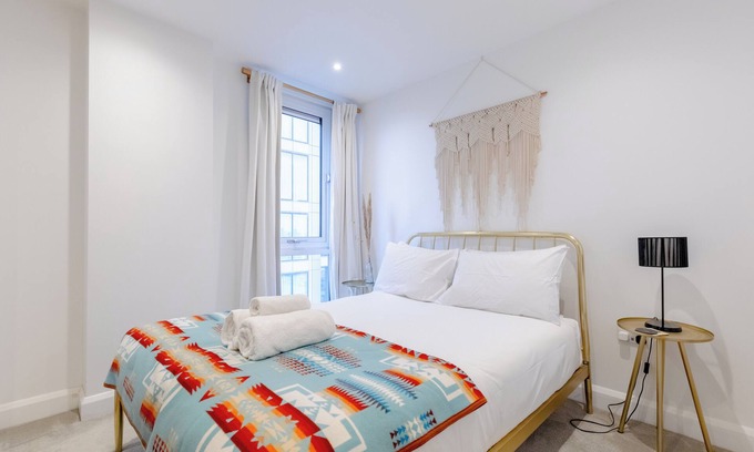 Bromley South Appartement | Stylish 2BD Flat w/Incredible View of London - Bow