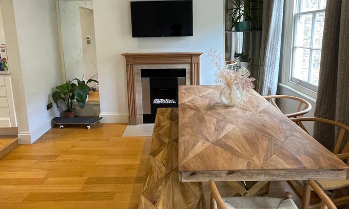 Frognal and Fitzjohns Appartement | Stylish 2BD Maisonette - 5 mins to Hampstead Heath