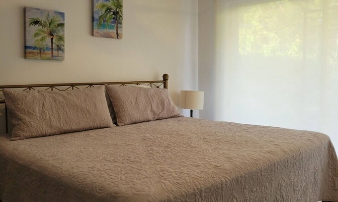 Tambor Appartement | Stylish 2BR/2BA condo near the beach in gated Los Delfines Golf and Country Club