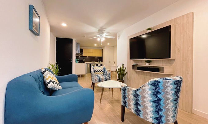 Leuro Appartement | Stylish 2BR for 04 guests in Central Miraflores