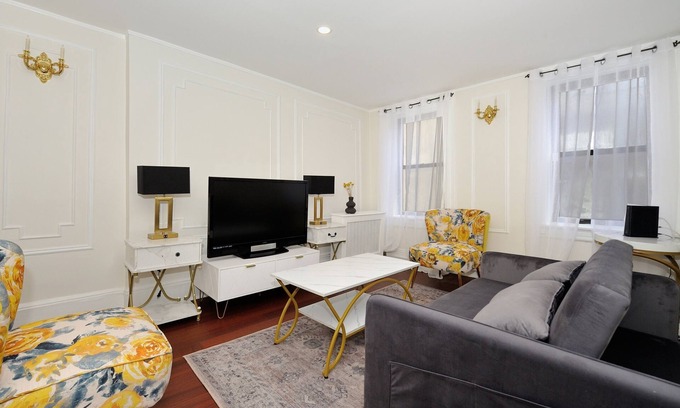 Chinatown Appartement | Stylish 2BRApt in Little Italy –Near SoHo&Downtown