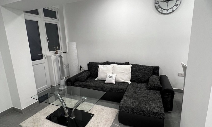 Fortune Green Appartement | Stylish 3BR Appartment - West Hampstead - Sleeps up to 8 - NearTube -