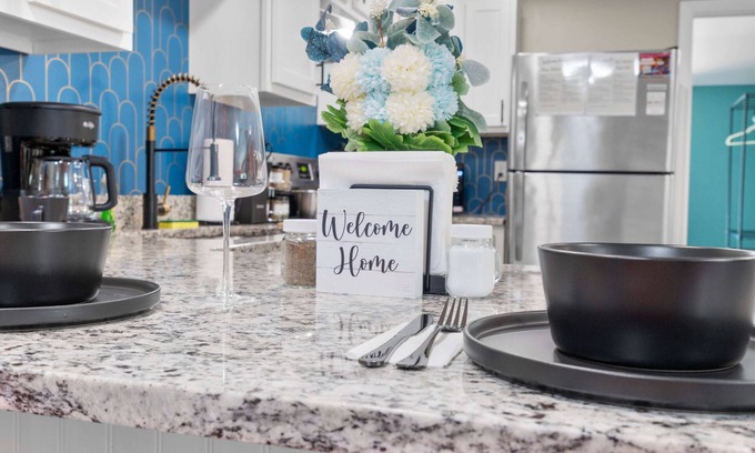 Westside Norwich Appartement | Stylish, 5 Queen Beds, 2.1Mi To Mohegan