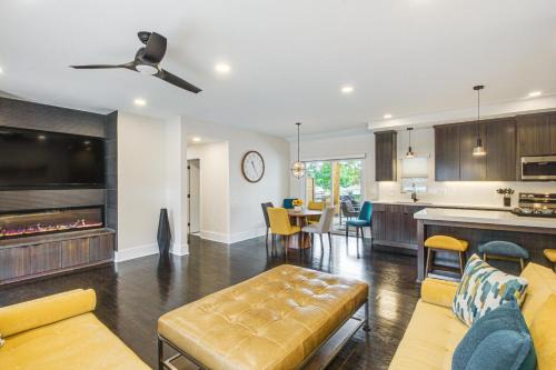 Lenexa Maison | Stylish and Modern Lenexa Haven with Fire Pit and Deck!