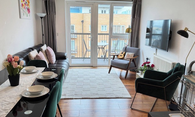 Broad Green Appartement | Stylish and spacious apartment.