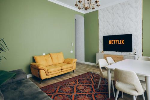 Nasimi Appartement | Stylish aparment just 4 minutes to Nizami street with Balcony