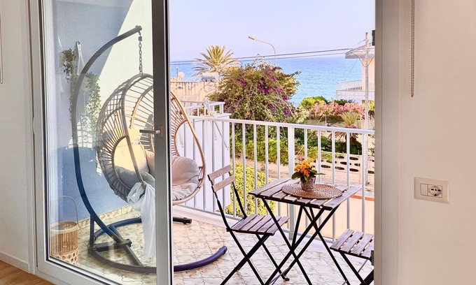 Sicily South Coast Appartement | Stylish apartment with sea view