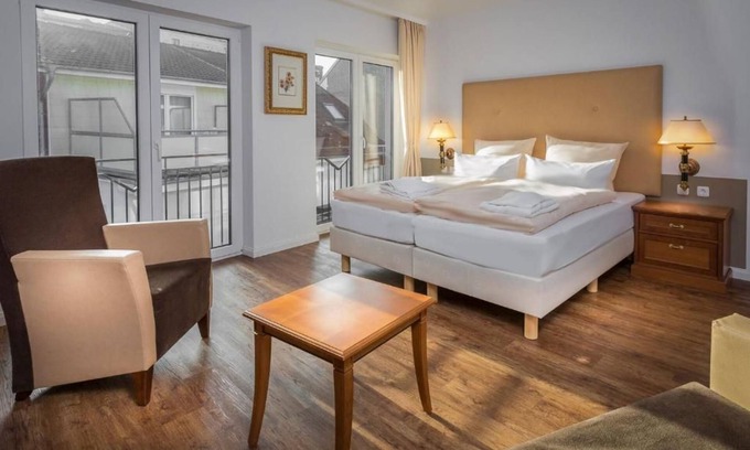Fleischervorstadt Appartement | Business apartment 1 with kitchen & free parking - Business apartment 1