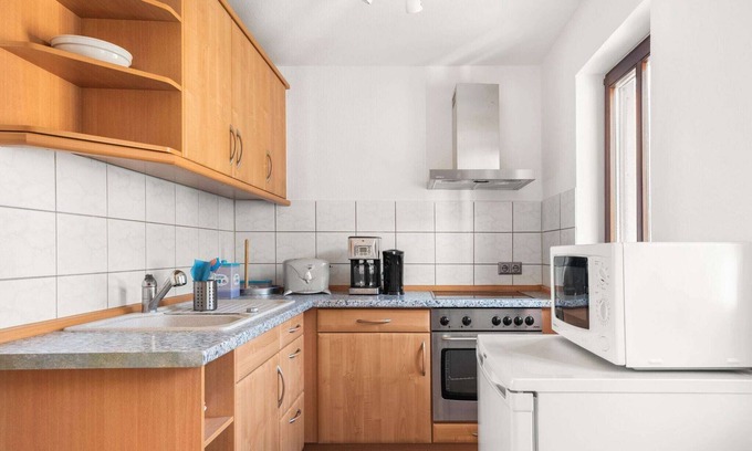 Weidhausen Appartement | Appartement de vacances élégamment meublé avec terrasse dans un endroit calme à Sonneberg