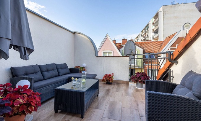 West Pomeranian Voivodeship Appartement | Stylish Apartment with Terrace in the Heart of Kolobrzeg