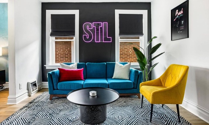 St. Louis Appartement | Stylish Apt Near STL Attractions