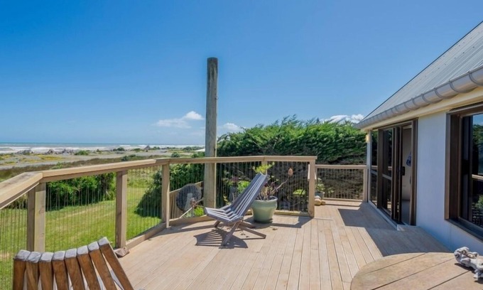 Te Horo Beach Maison | Maison front de mer élégante avec une vue imprenable