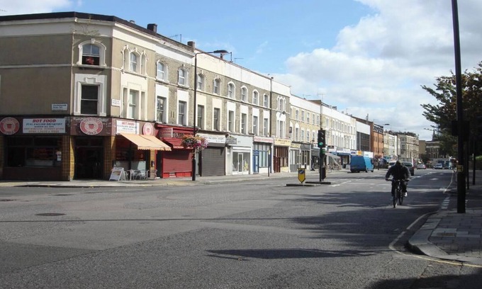 Haselbury Appartement | Stylish Central London Flat with Pool Table, Office Space & Prime Location