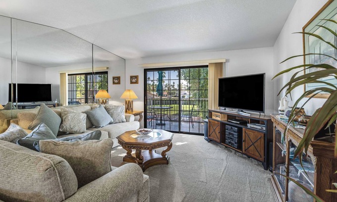 Palm Springs Copropriété | Stylish Condo with Private Pool & & Panoramic View