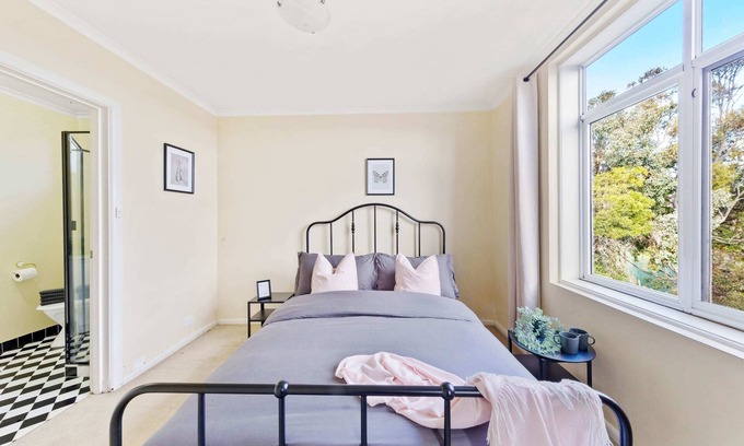 Clifton Hill Appartement | Stylish & Cozy Clifton Hill Apt with Parking