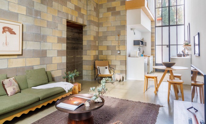Cortez Hill Appartement | Stylish Downtown Loft wFree Onsite/Parking in Little Italy. Pet Friendly!
