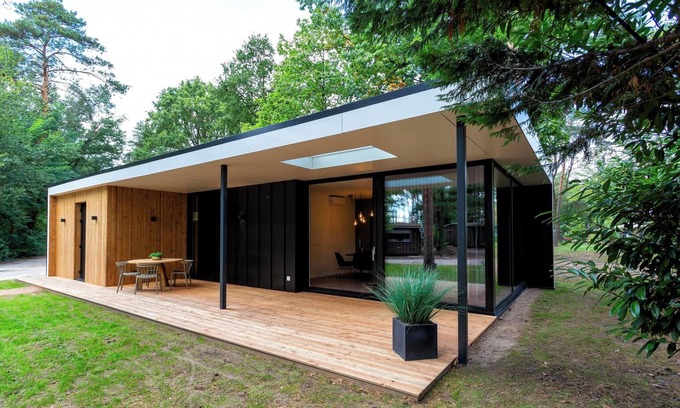 Maasbree Maison | Stylish eco-cottage in a forest setting with covered terrace, modern kitchen and ideal for families who love nature and comfort.