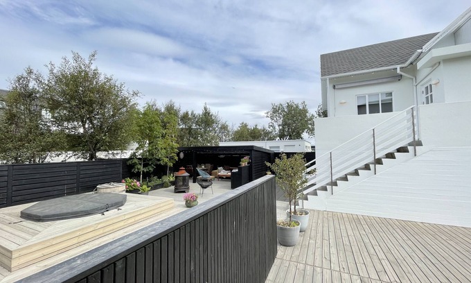 Laugardalur Maison | Stylish family friendly house, centrally located in Reykjavik.