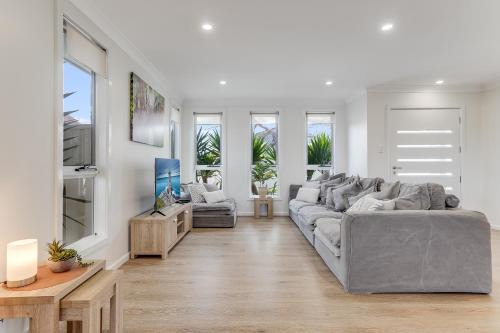 Thirlmere Maison | Stylish family home, centrally located.