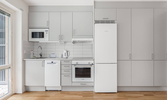 Upplands-Bro Municipality Appartement | Stylish Flat Just 35 Min from Stockholm Central