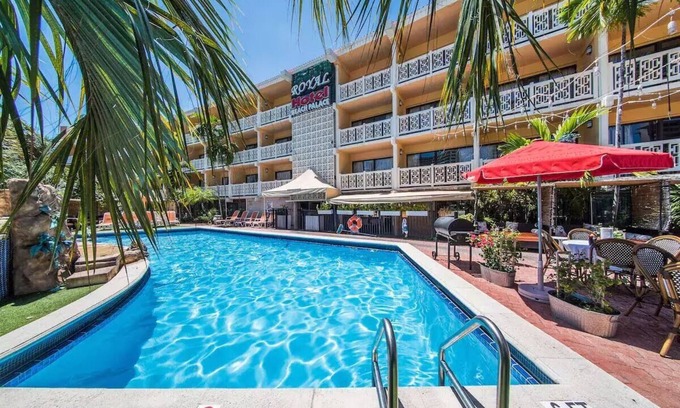 Galt Mile Hôtel | Stylish Fort Lauderdale Stay Near Riverwalk, | Two 2-Bedroom Unit in The Garden