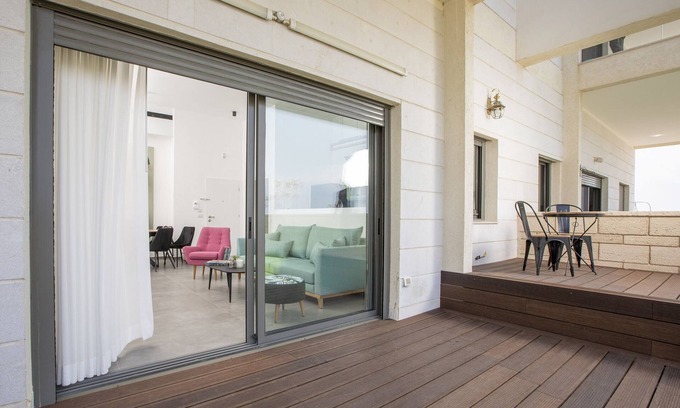 Nahariya Appartement | Stylish Garden Apartment near Akhziv Beach