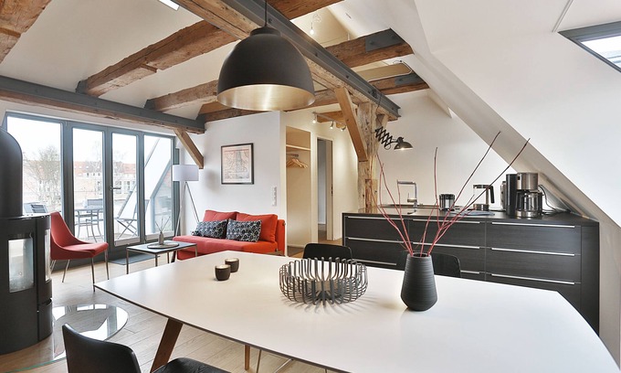 Old Town Copropriété | Stylish holiday apartment in the heart of the old town with loggia, fireplace etc.