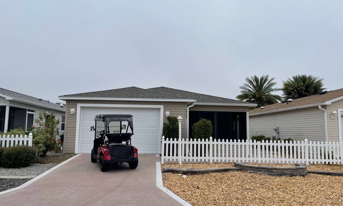 Duval Maison | Stylish Home in Duval w/Granite, Tile Floors, Glass Lanai & Gas Golf Cart!