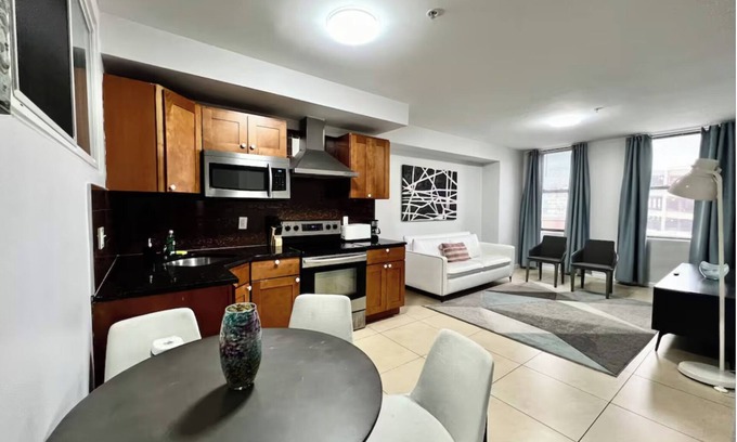 Chinatown Appartement | Stylish & Large 2bd Apt next to Reading Terminal