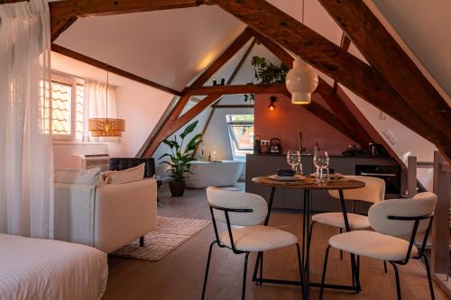 Koningsplein Appartement | Stylish loft Den Haag - The King Swiete - Between city center & the beach - The Swiete