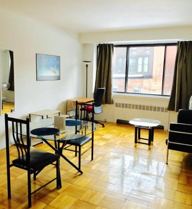 Downtown Montreal Appartement | Stylish Montreal Apartment Comfortable Stay in the Golden Square Mile