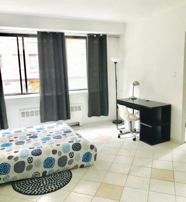 Downtown Montreal Appartement | Stylish Montreal Apartment Comfortable Stay in the Golden Square Mile
