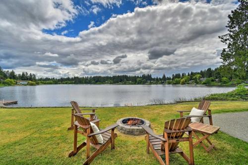 East Olympia Maison | Stylish Olympia Home with Private Boat Dock!