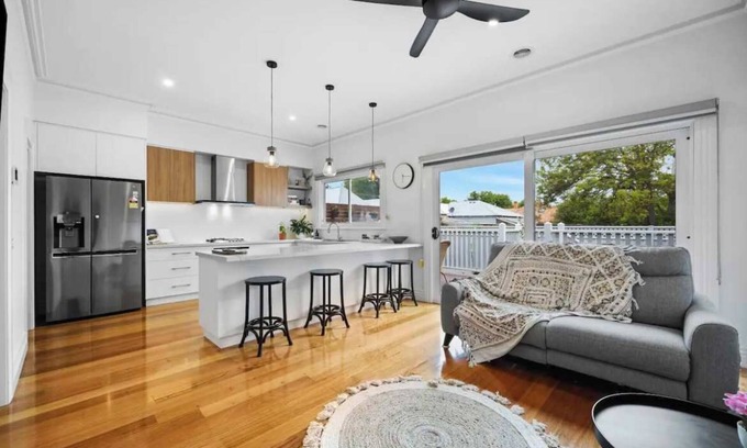 Soldiers Hill Maison | Stylish Soldiers Hill Retreat