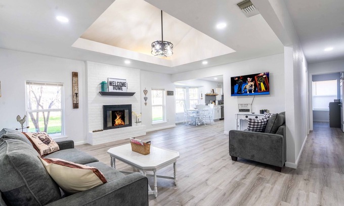 Killeen Maison | Stylish, Spacious Entire Hm 4/2 in nice Killeen neighborhood