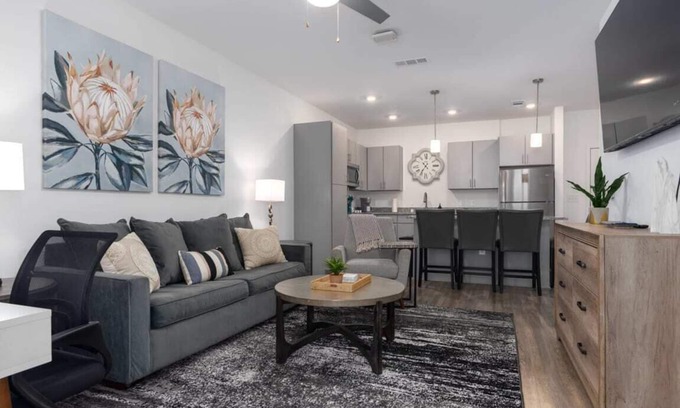 Pelham Appartement | Luxury 1 BR near Oak Mt State Park