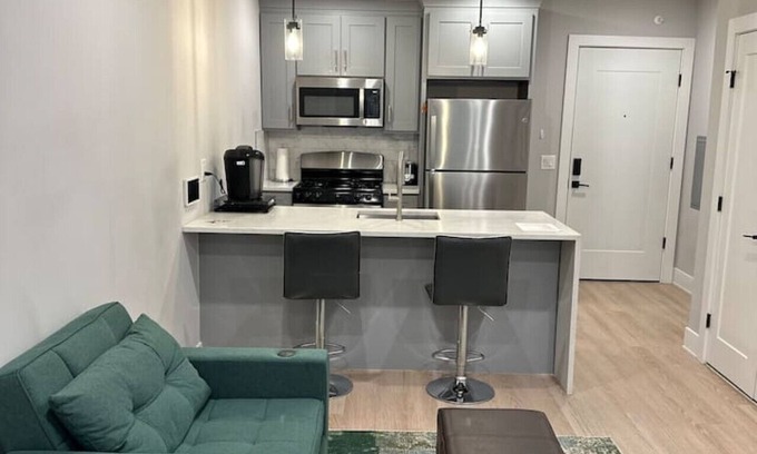 Jersey City Appartement | Stylish Studio Apartment - 7 Min Walk NYC Train