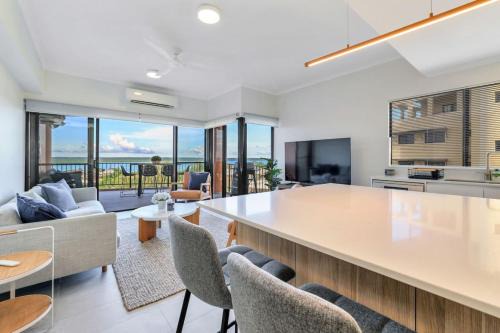 Darwin City Centre Appartement | Stylish, Stunning and Sunrise Trifecta