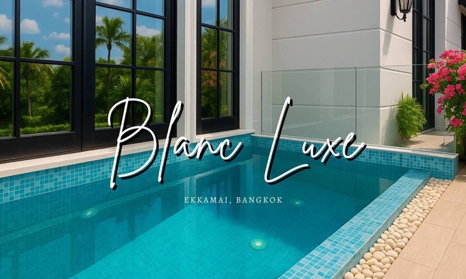 Phra Khanong Nuea Villa | Stylish 7Beds Poolhouse with Cinema & Lift - 2min to BTS