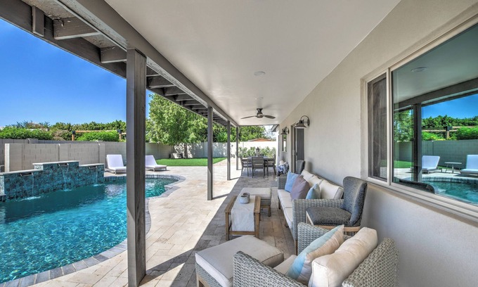 Raskin Estates Maison | Stylish & Tranquil 3-bedroom house with AC, fitness room, WiFi in Scottsdale