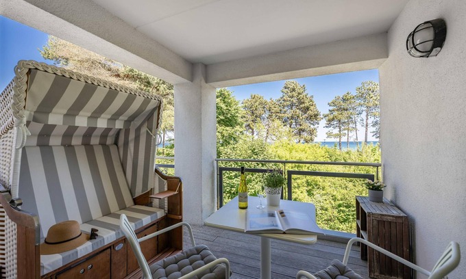 Juliusruh Appartement | Stylish vacation apartment with a fantastic view of the Baltic Sea