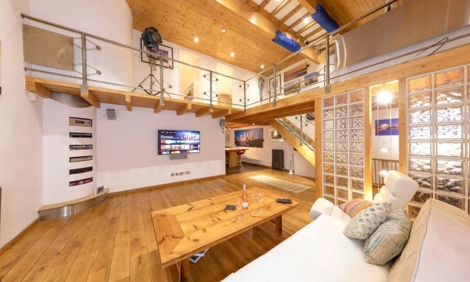 West Ashling Maison | Stylist Split Level 2 Bed with Parking