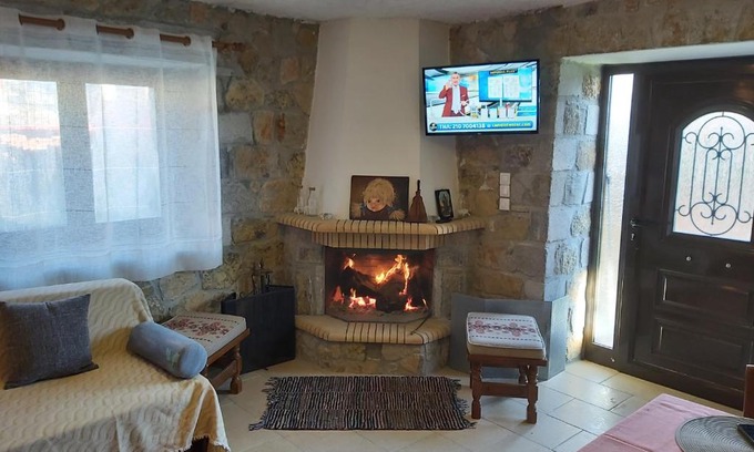 Kylini Appartement | Stymfalia stone house