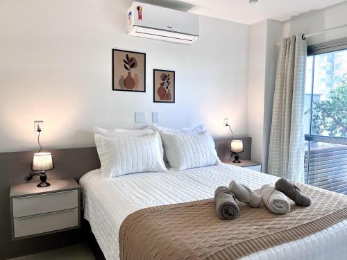 Jacarepagua Appartement | Suíte com jardim e piscina na Barra RJ