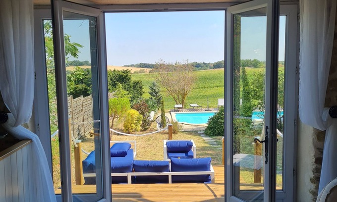 Pech-Luna Maison | Substantial house with heated pool & stunning views in a picturesque village.