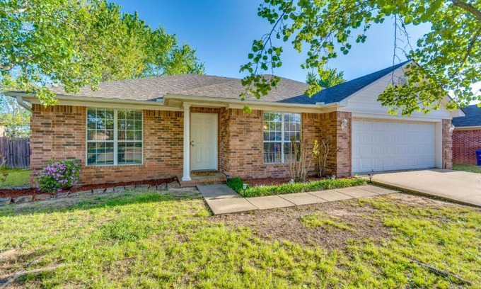 Conway Maison | Suburban Conway Vacation Rental 2 Mi to UCA!