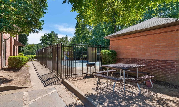 Macon Hôtel | Suburban Studios Macon North