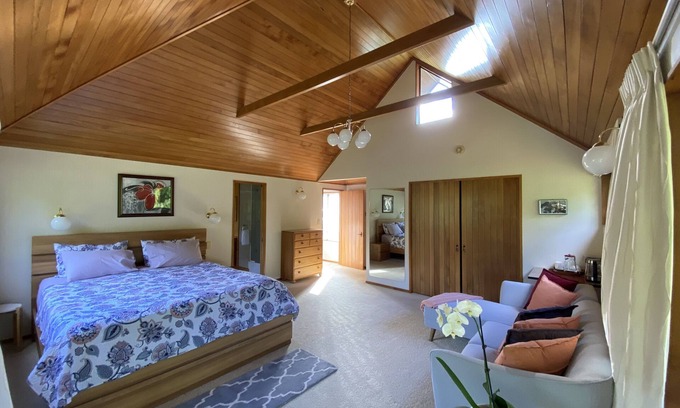 Lynfield Maison | Suitable for Romantic/family holiday in a mesmerising quiet natural surroundings